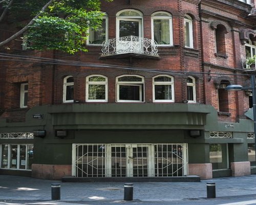 exterior of a modern office building in Roma Norte neighborhood in Mexico City
